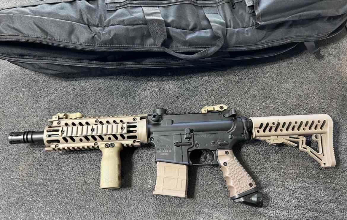 Two Tippmann Stormers w/bag 