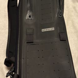 FNDN® MODULAR M6 WATERPROOF BACKPACK - 31L