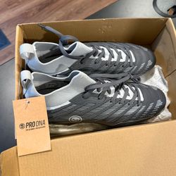 PRO DNA™ VOLTRAX CLEATS - GRAY - Size 11
