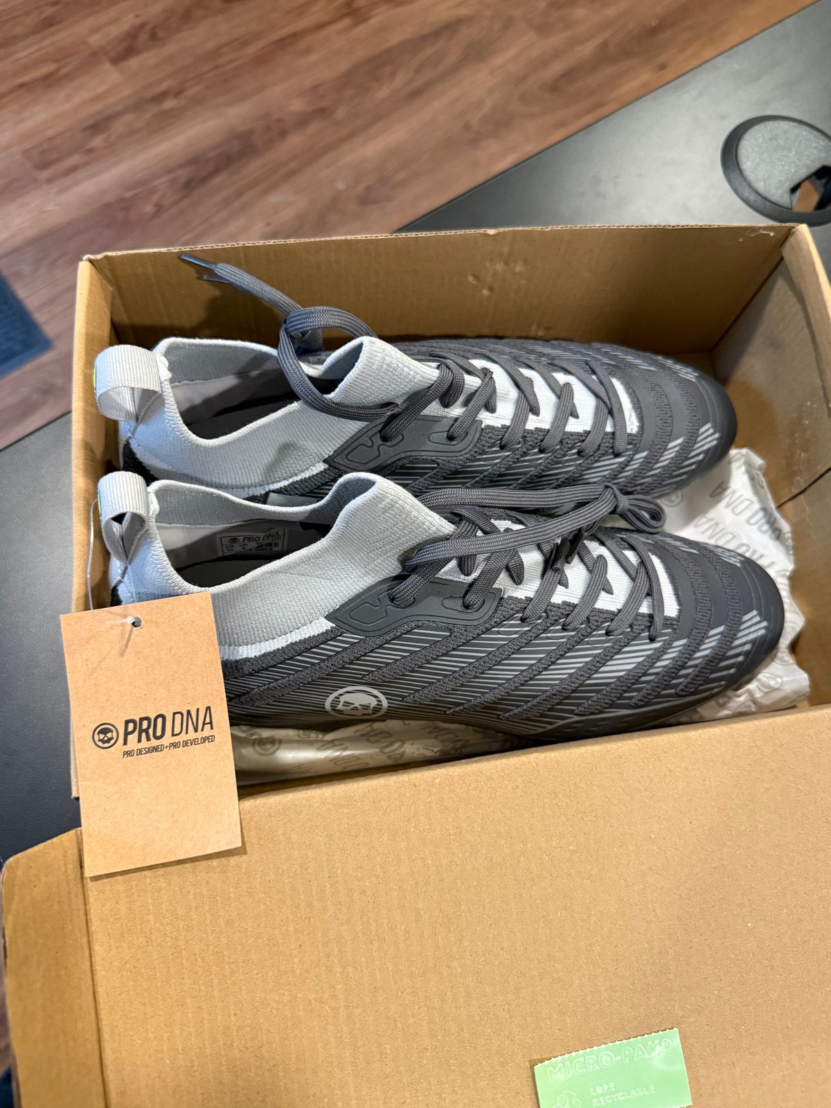 PRO DNA™ VOLTRAX CLEATS - GRAY - Size 11