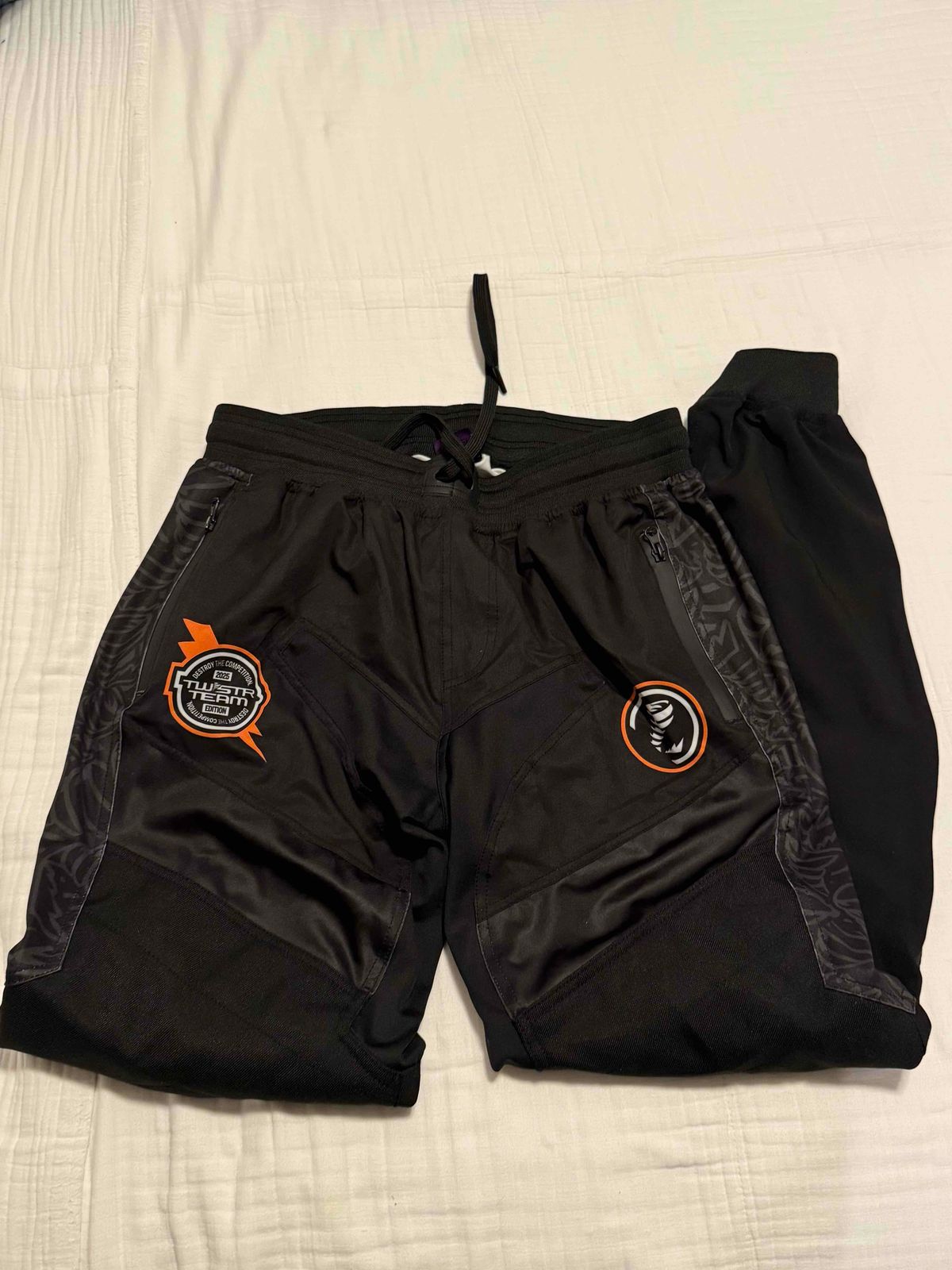 L- Twister Team Jogger
