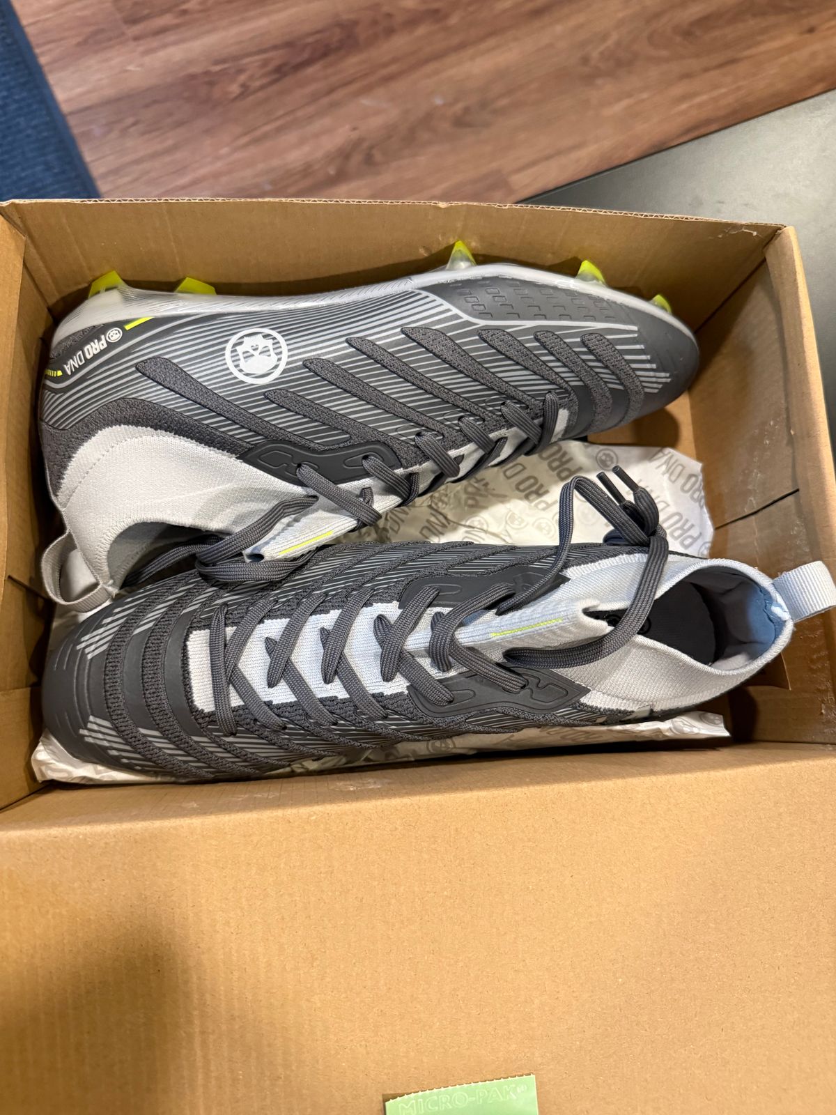 PRO DNA™ VOLTRAX CLEATS - GRAY - Size 11