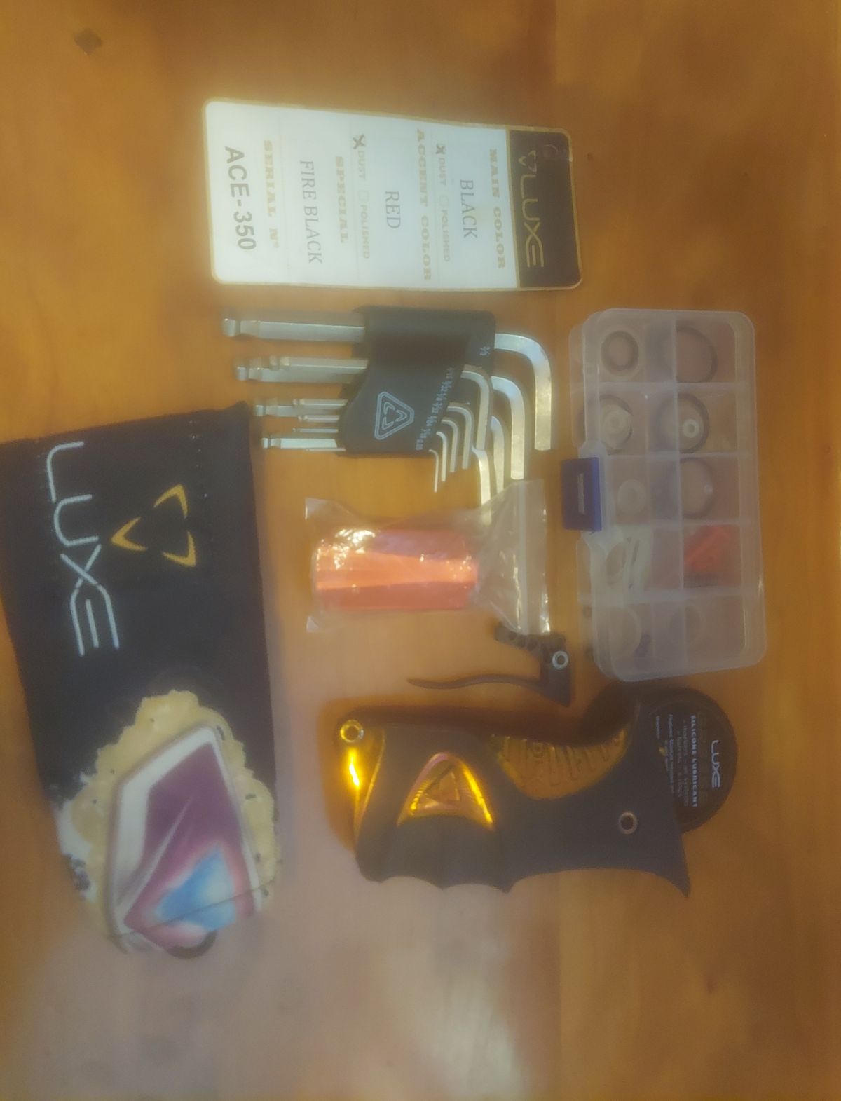 Virtue Luxe Ace - Fire Black