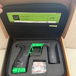 ICON Twister Cs3 w/ matching Mech Frame