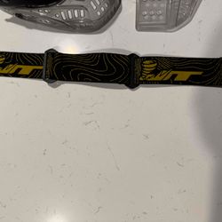 TWSTR REVO 2 Smoke + Stormchaser Strap
