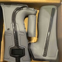 Grey R5 Grip