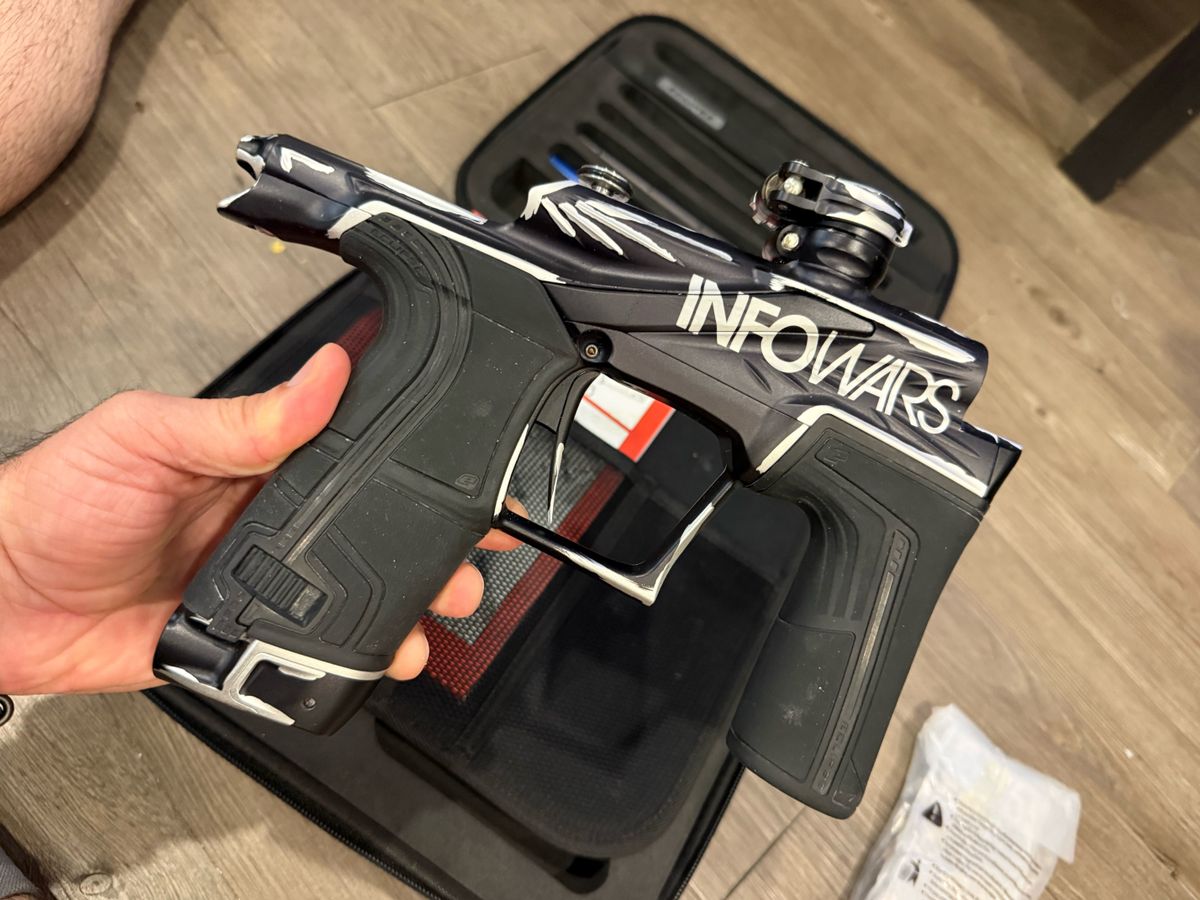 Planet Eclipse Ego LV2 – Custom Arc "Infowars" Anodizing