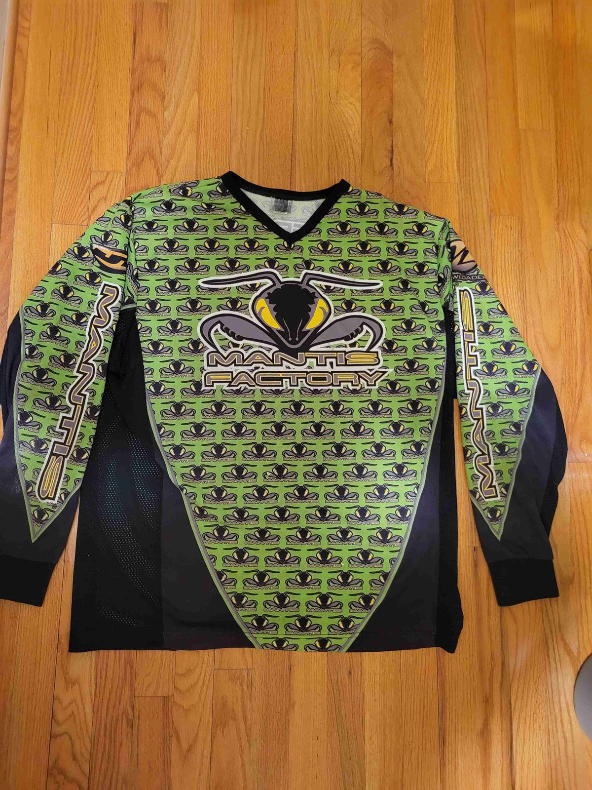 Mantis Factory "Walker Roland" smart parts jersey 