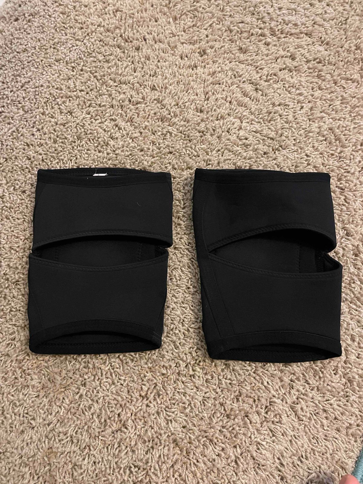 Hydra Blacks 2.0 Knee Pads