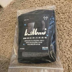 Hydra Blacks Knee Pads