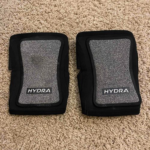 Hydra Blacks 2.0 Knee Pads