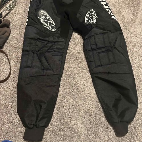 HK hostile retro fit XL pants
