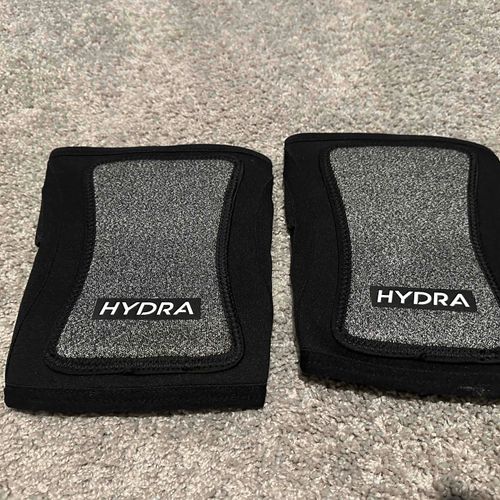 Like new hydra 2.0 knee pads, XL