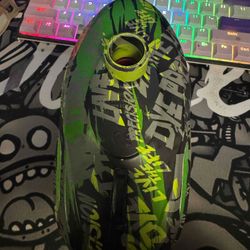 Dye LTR loader/hopper