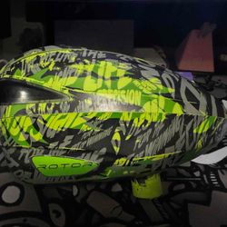 Dye LTR loader/hopper