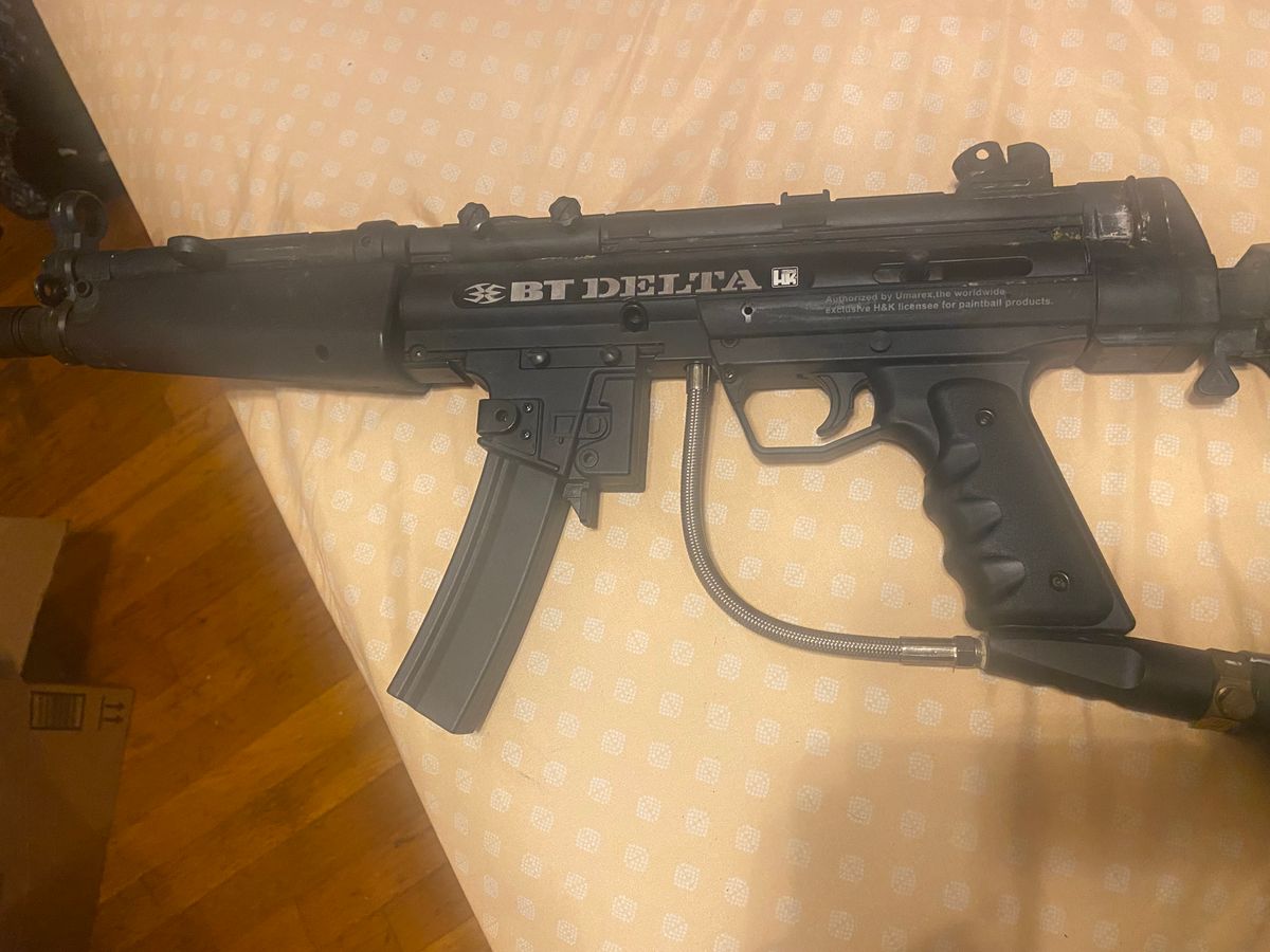 Paintball guns and equipment 