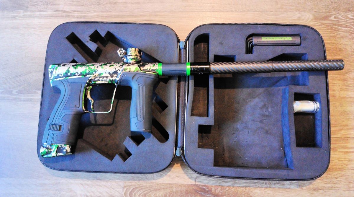 1 of 3 cs2 pros. 