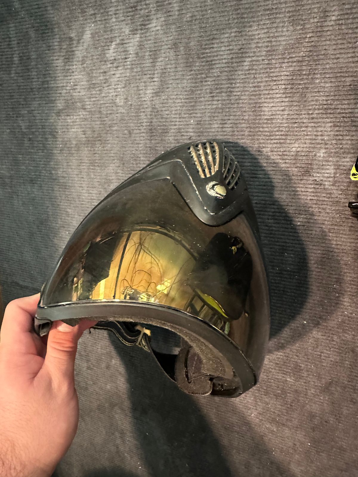 Dye Invision i4 mask with case