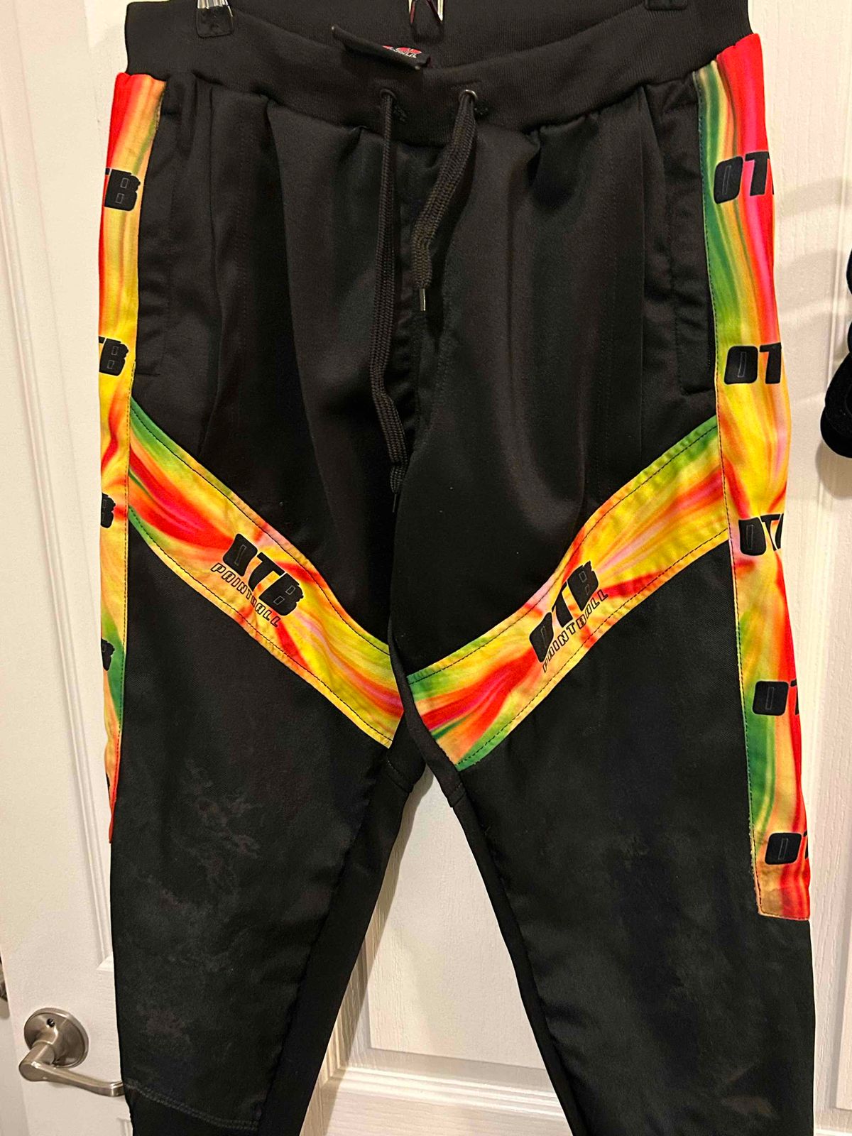 OTB Joggers - L 