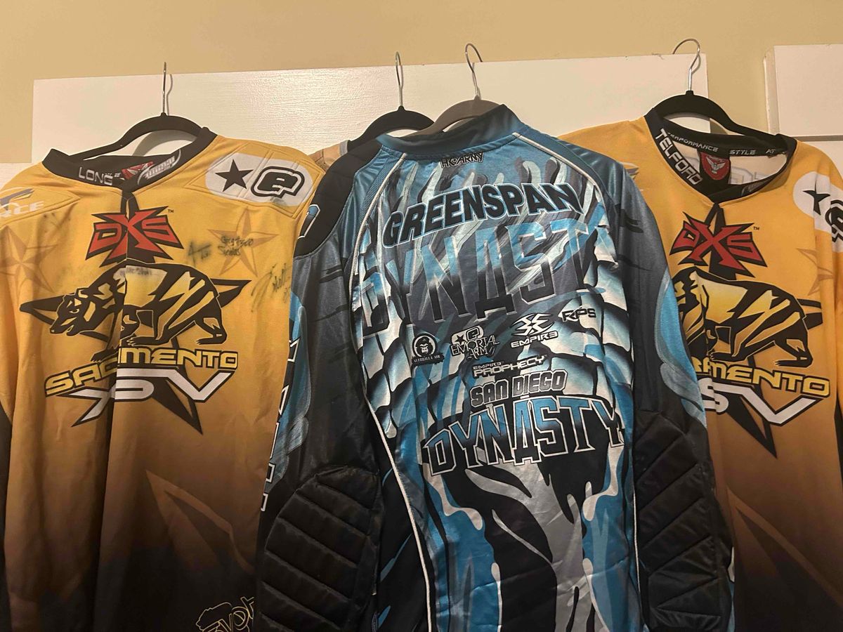 Greenspan scales dynasty jersey