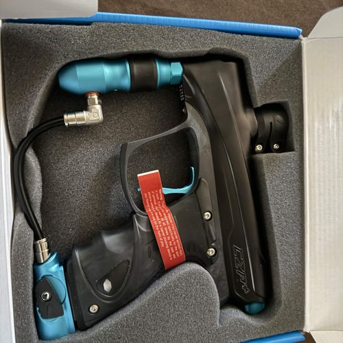 CZR+ - Black + Cyan, brand new 