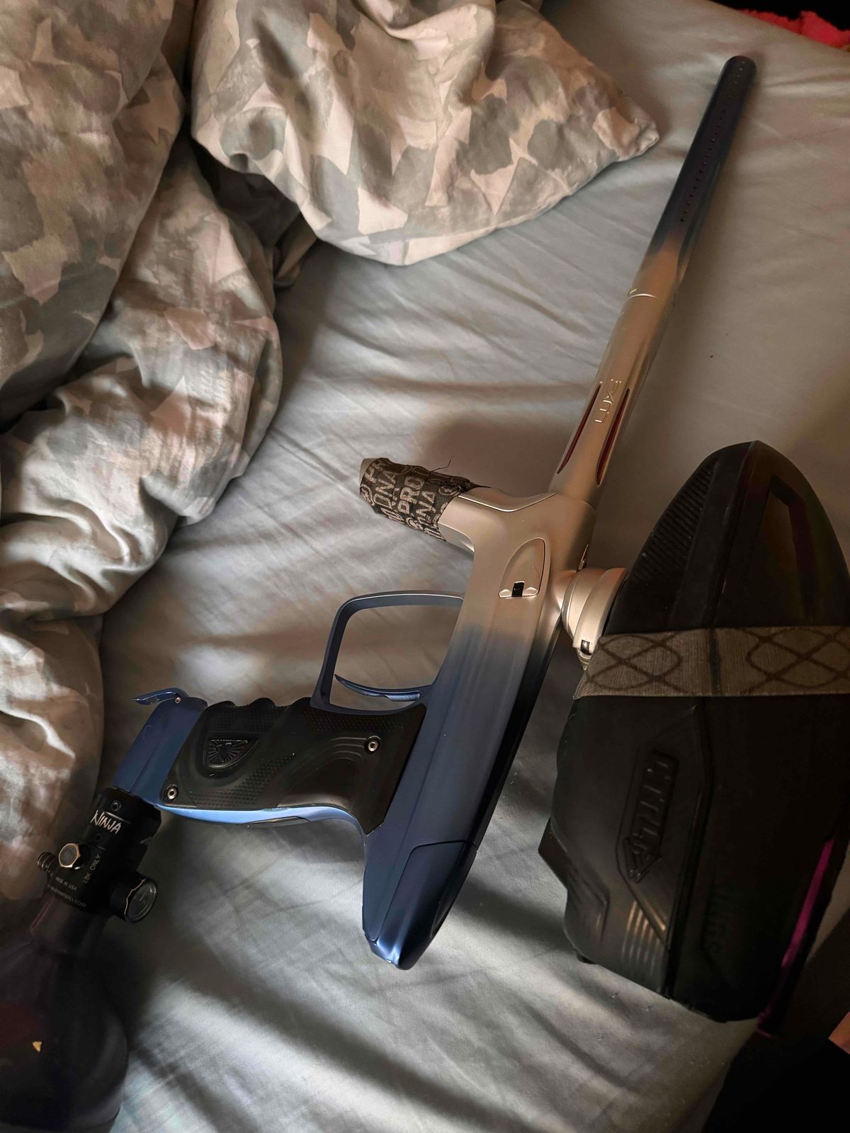 Blue/silver fade TM40