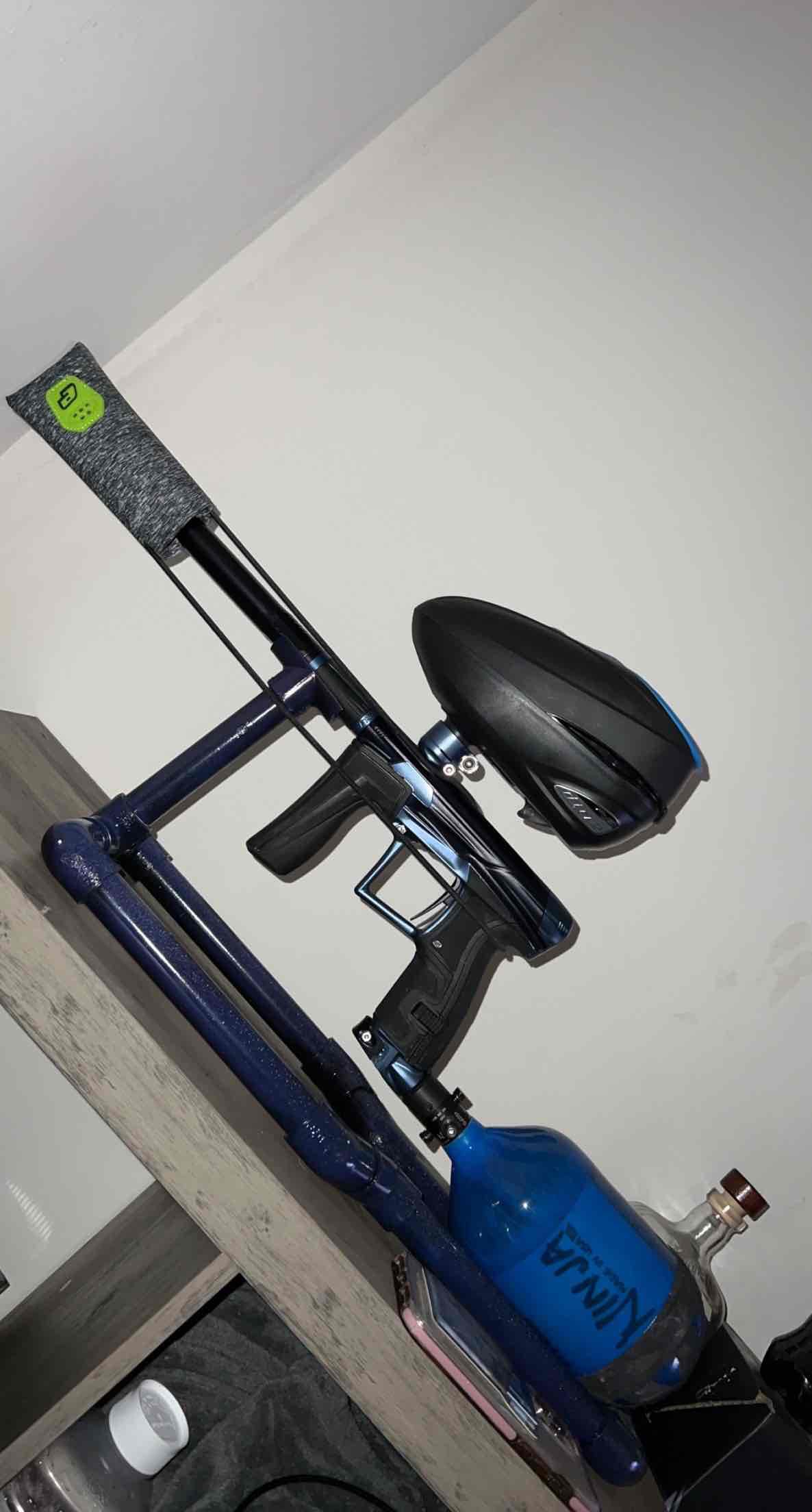Midnight/navy Geo IV