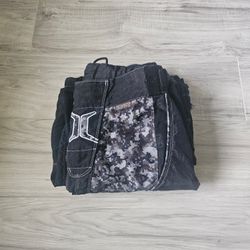 Invert pants