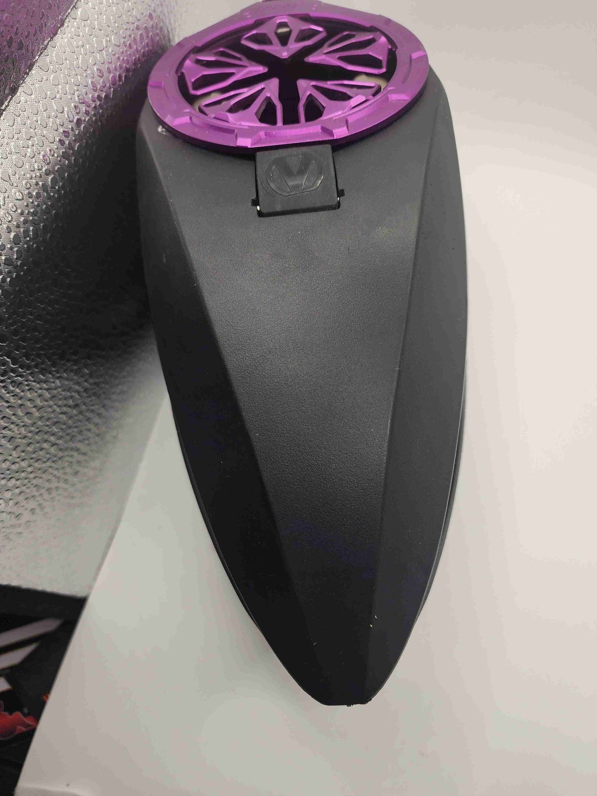 Spire 4 with rechargeable battery system included 