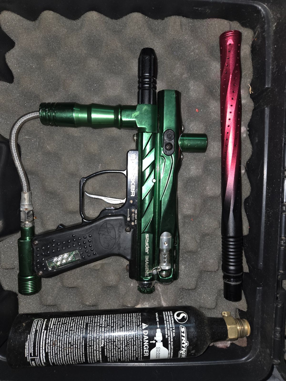 Paintball Starter Lot – Tippmann 98 Custom with scope and foregrip & Spyder Imagine with 2 co2 tanks and aftermarket barrel 