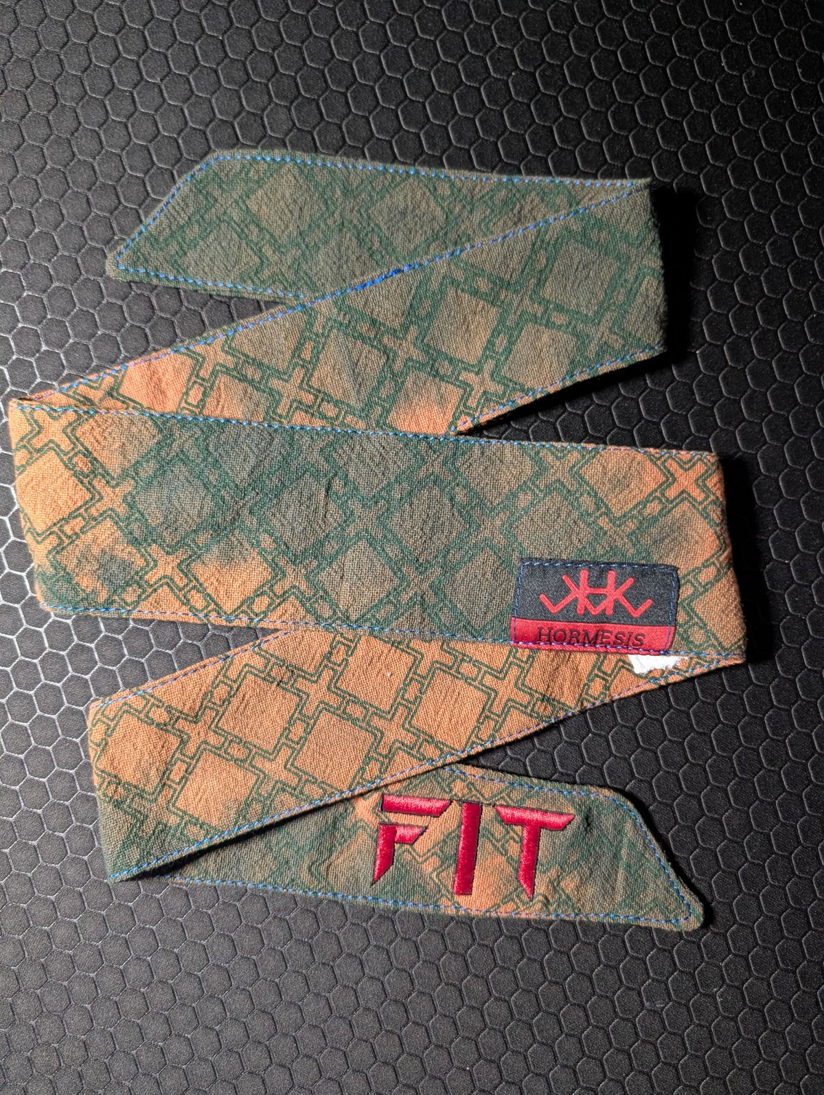 Hormesis FIT headband and gloves, trade for dark dragon 
