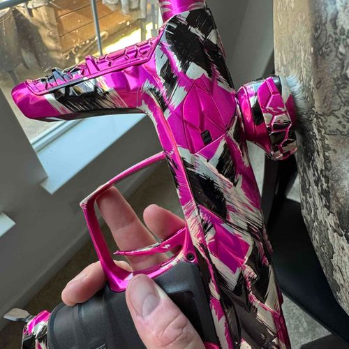 Pink “X” Idol adrenaline style