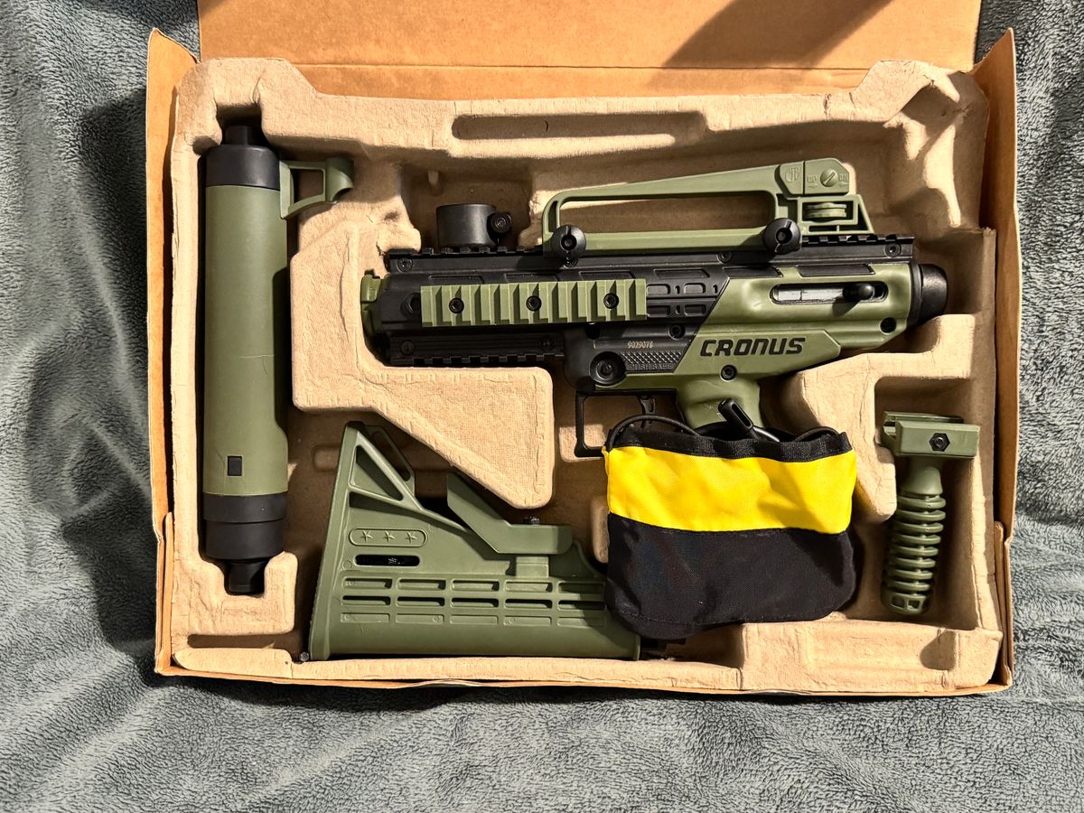 Tippman Cronus Tactical Gun and Accesories