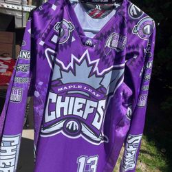 Maple Leaf Chiefs Jersey (XL)