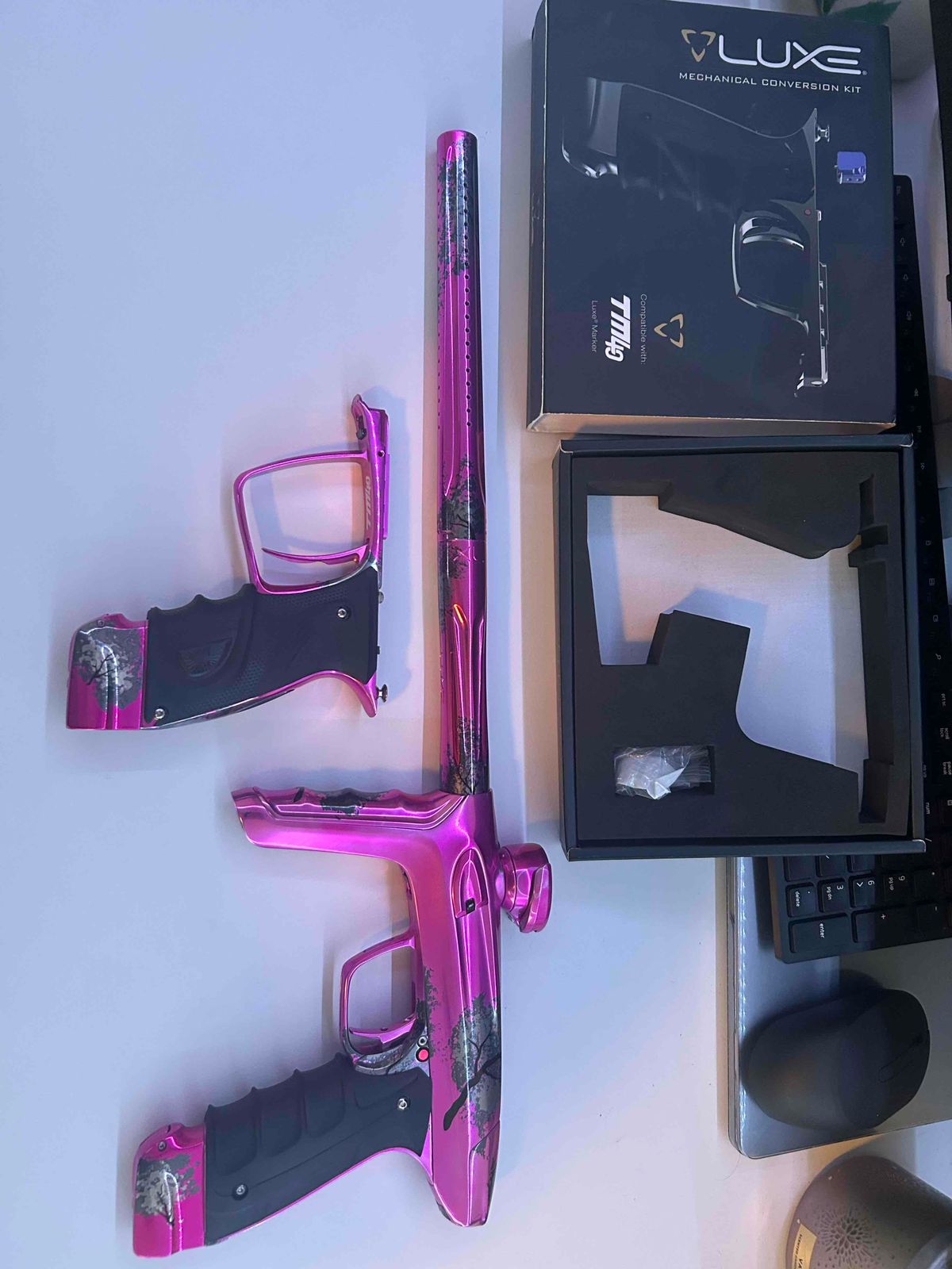 Luxe TM40 w/ mech frame