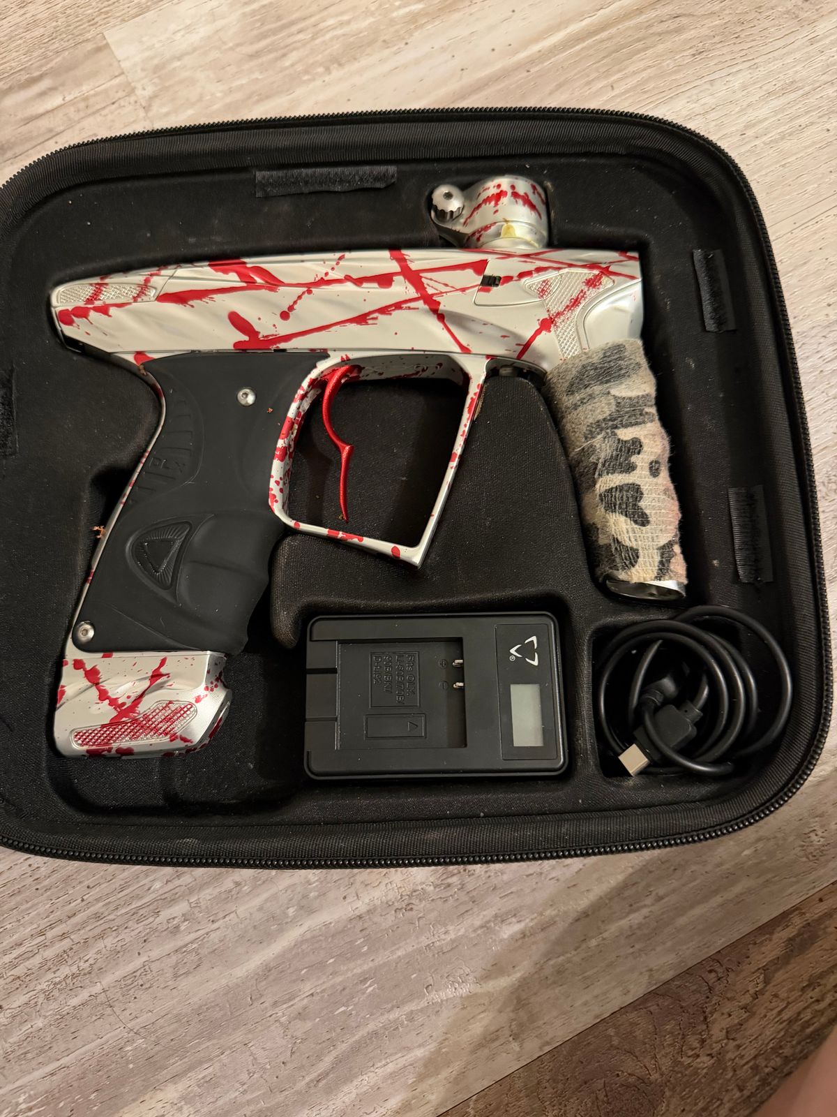 HK Army Luxe A51