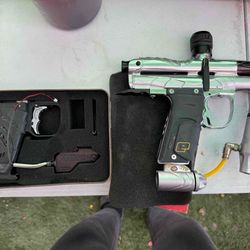 Autococker Karnivor
