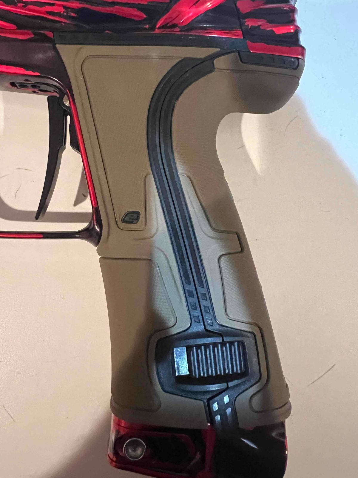 CS3 Tan Grips
