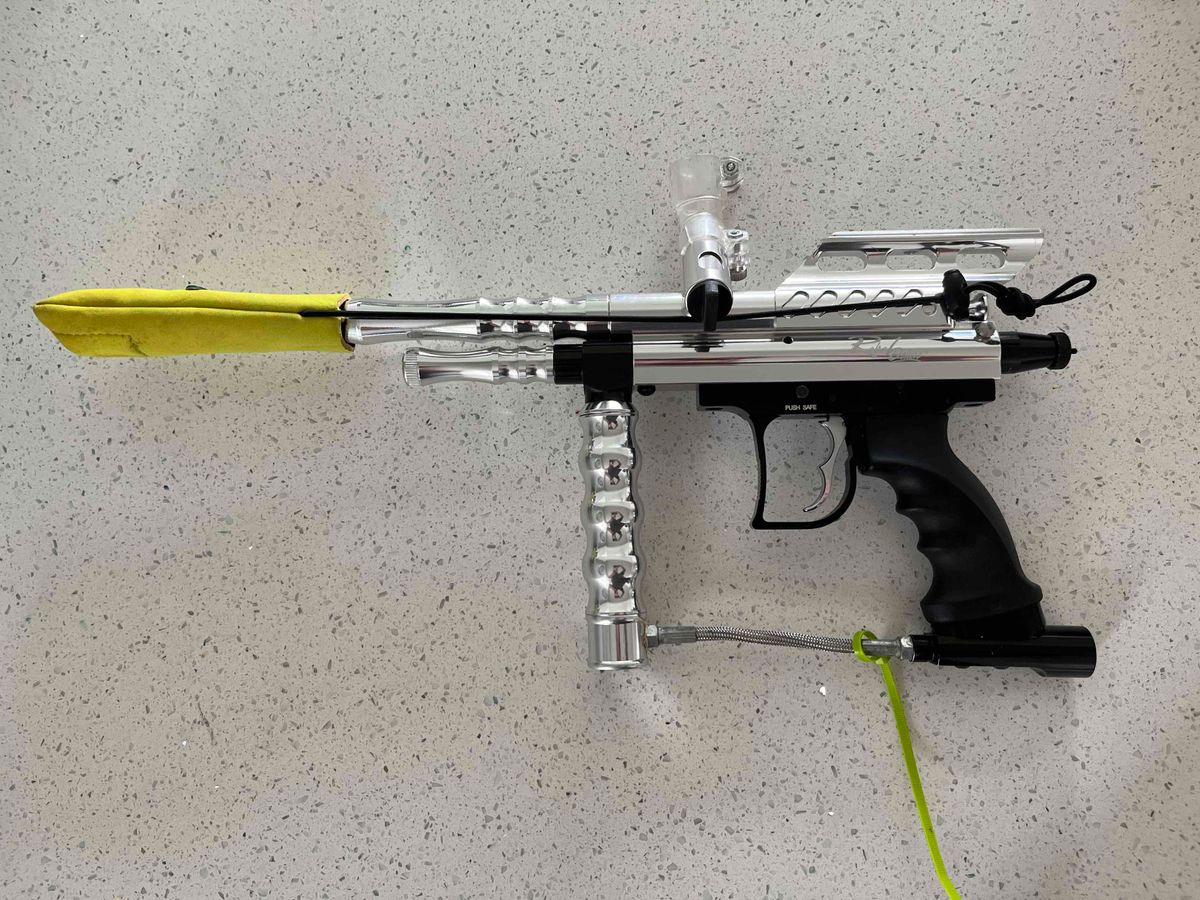 2 guns and eqiupment 