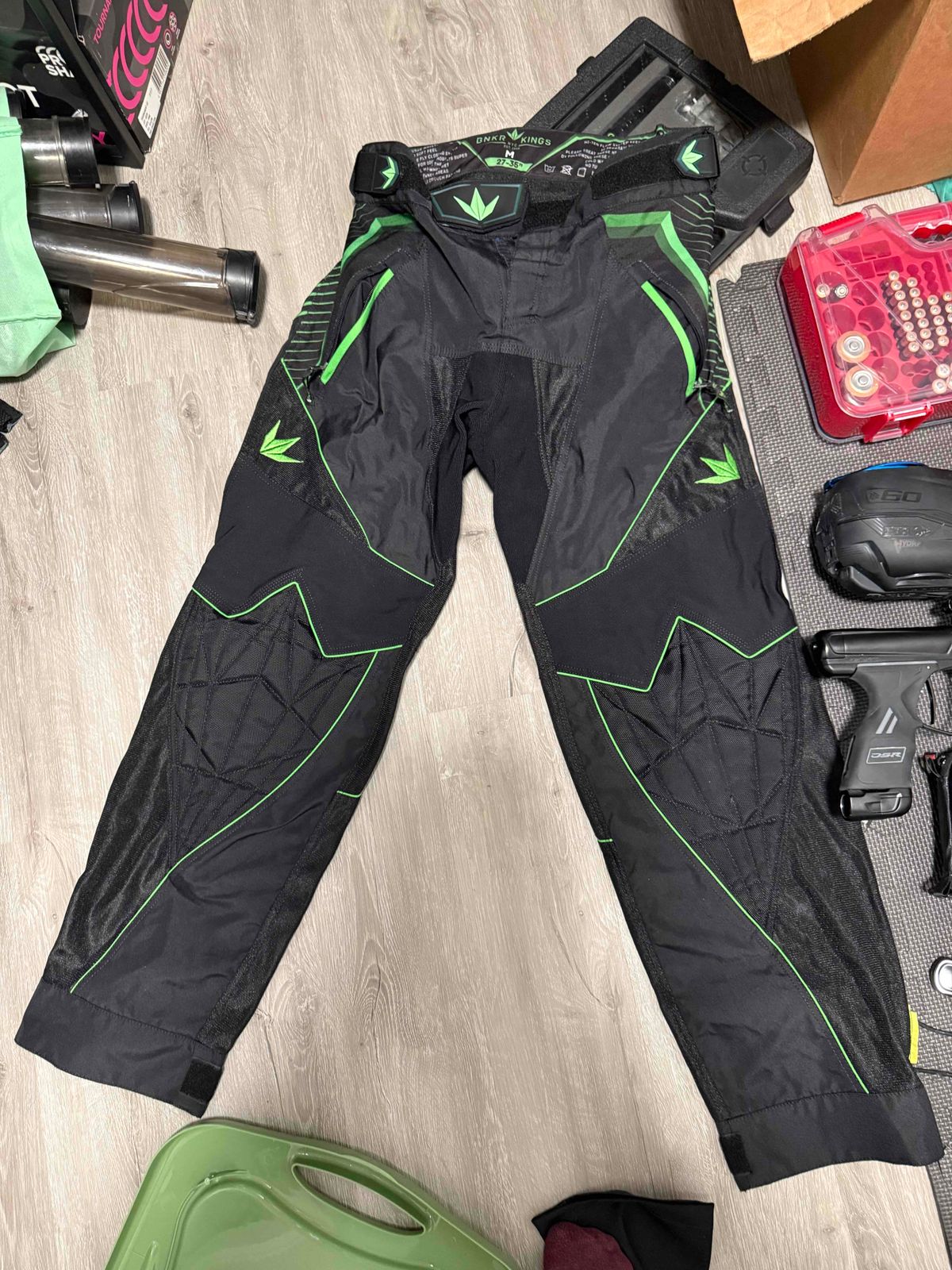 Bunkerkings Supreme Green fittedpants size M 32”-34” with +/- 1” with elastic/velcro wasteband 