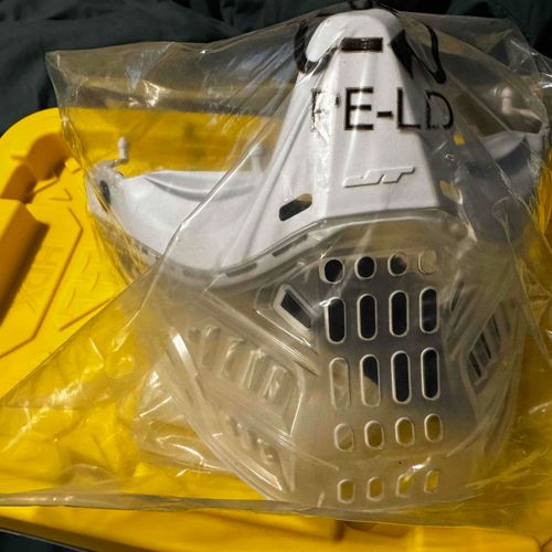 Revo 2 clear and full mask combo w/ white nose 