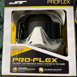 Revo 2 clear and full mask combo w/ white nose 