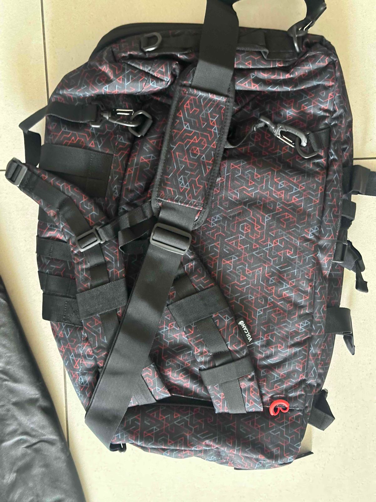 Vulcano Gear bag “Fire 2.0 Expand Backpack - Red/Gray”