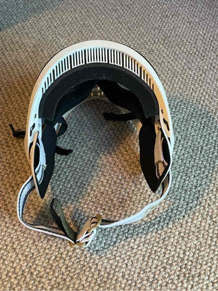 Dye i4 white gold