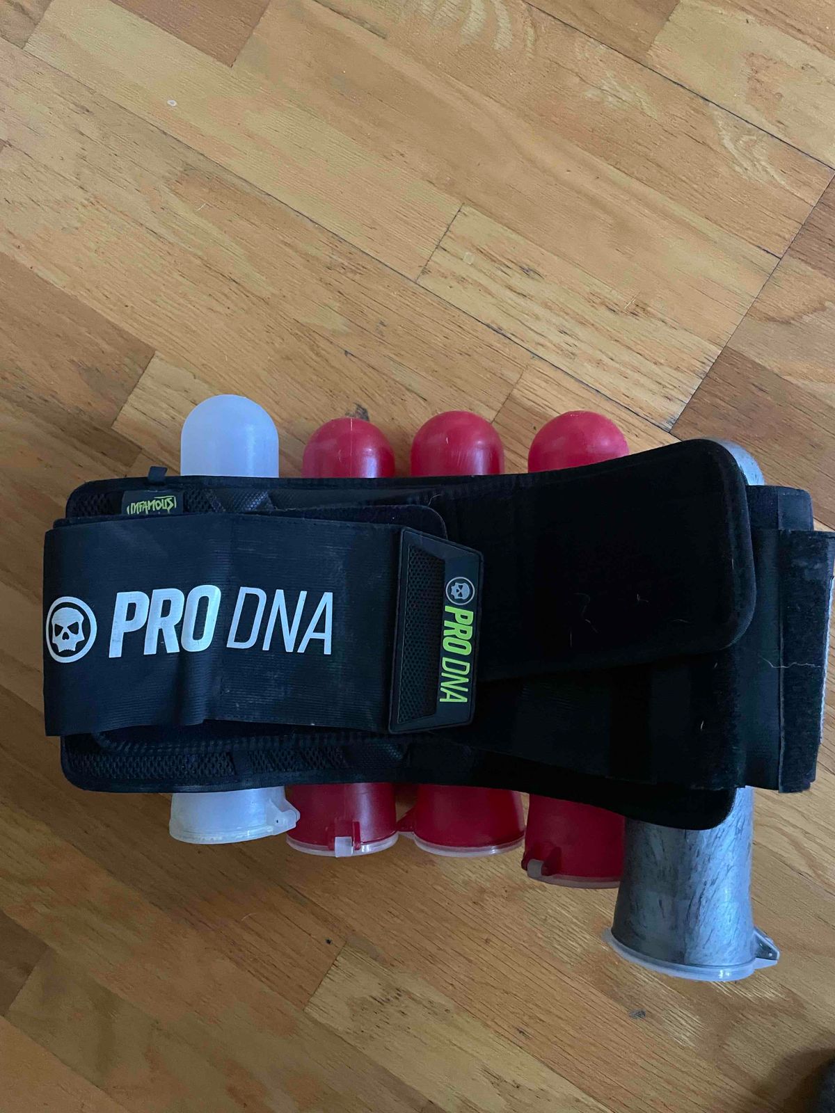 Pro dna used onxe reflex harness woth pods