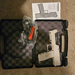 Assortment of gear