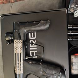 LNIB DLX Luxe Aire VM Navy edition,dust black