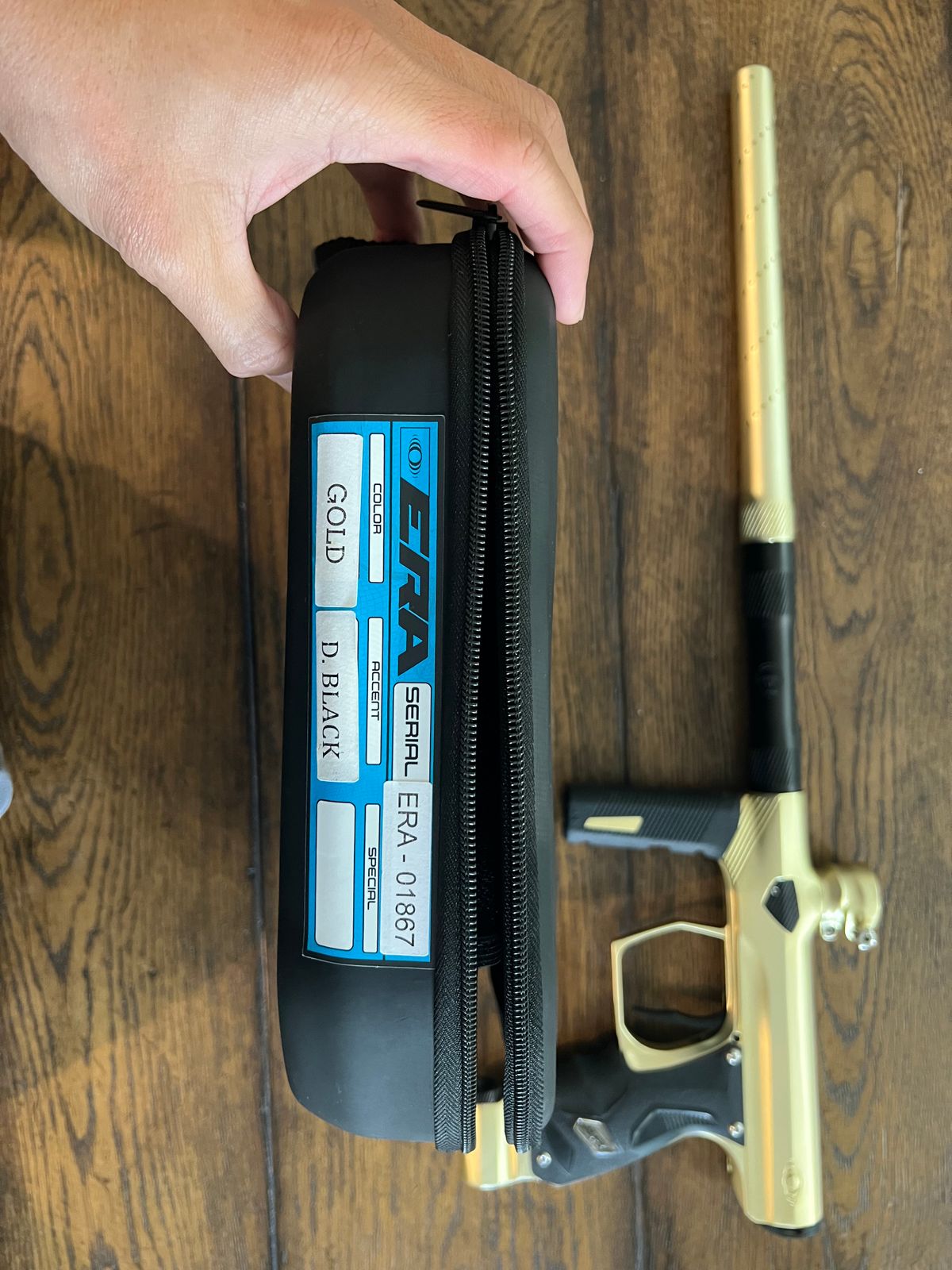 Shocker Era gold like new
