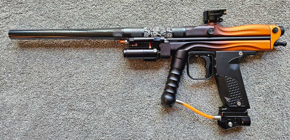 Custom WGP E-Orracle Autococker - Sci-Fi E-Blade