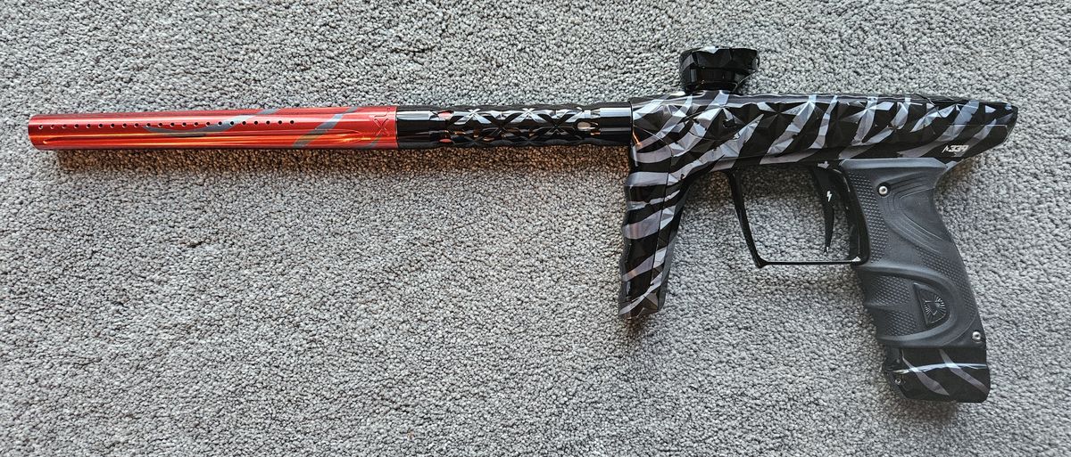 Adrenaline Luxe TM40 - The Lords Keith Brown Signature Series